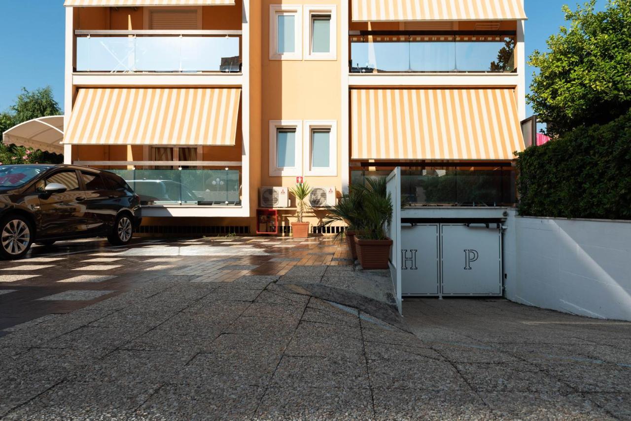 Hotel Paradiso Grottammare Exteriör bild